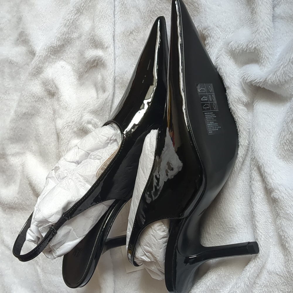 NWT size 7 slingback patent leather black heels